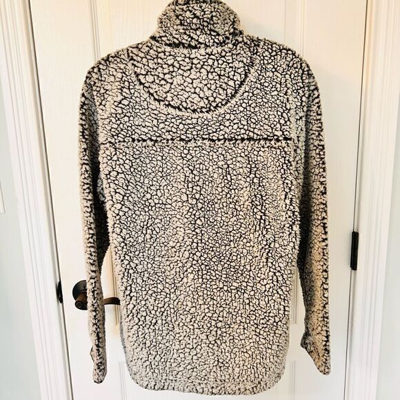 Xavier University Boxer Craft Cozy Sherpa Pullover! - Picture 4 of 4